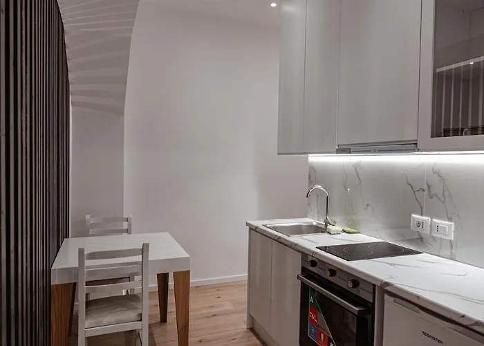 Britney's تيرانا